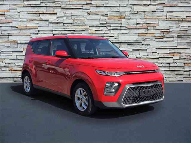 2022 Kia Soul LX