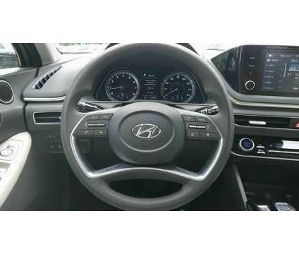 2022 Hyundai Sonata SEL is a Grey 2022 Hyundai Sonata Sedan in Winter Haven FL