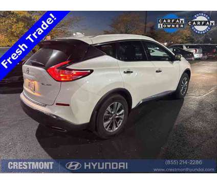 2018 Nissan Murano SL is a White 2018 Nissan Murano SL SUV in Brunswick OH