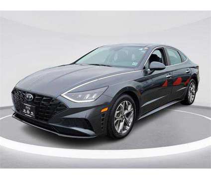 2022 Hyundai Sonata SEL is a Grey 2022 Hyundai Sonata Sedan in Bloomfield NJ