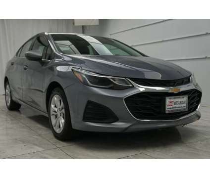 2019 Chevrolet Cruze LT is a Grey 2019 Chevrolet Cruze LT Sedan in Rahway NJ