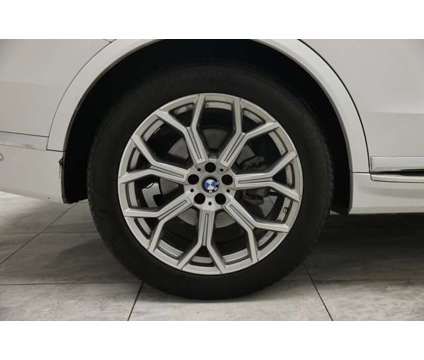 2024 BMW X7 xDrive40i is a White 2024 SUV in Rahway NJ