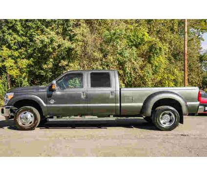 2016 Ford F-350 Super Duty XLT is a Gold 2016 Ford F-350 Super Duty Truck in La Plata MD