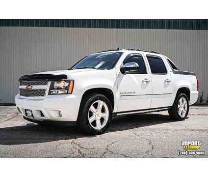 2009 Chevrolet Avalanche LTZ is a White 2009 Chevrolet Avalanche LTZ Truck in Mokena IL