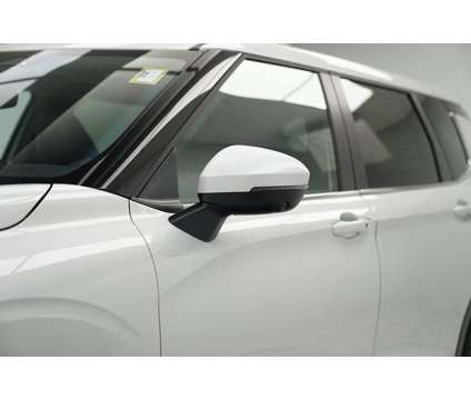 2024 Mitsubishi Outlander SE is a White 2024 Mitsubishi Outlander SE SUV in Rahway NJ