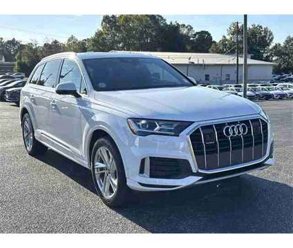 2021 Audi Q7 Premium Plus 45 TFSI quattro Tiptronic is a 2021 Audi Q7 4.2 Trim SUV in Auburn AL