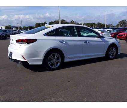 2018 Hyundai Sonata SEL is a White 2018 Hyundai Sonata Sedan in Leesburg FL