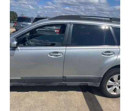 2012 Subaru Outback 2.5i Limited is a Silver 2012 Subaru Outback 2.5i Station Wagon in Linden NJ