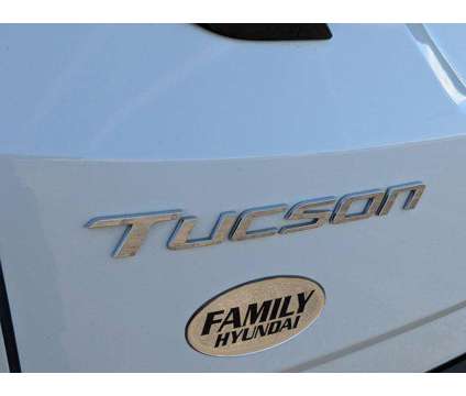 2022 Hyundai Tucson Hybrid Limited is a White 2022 Hyundai Tucson Hybrid in Tinley Park IL