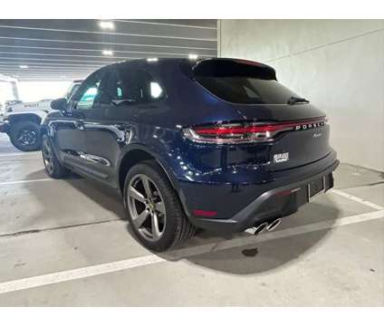 2022 Porsche Macan Base is a Grey 2022 Porsche Macan Base SUV in Hialeah FL