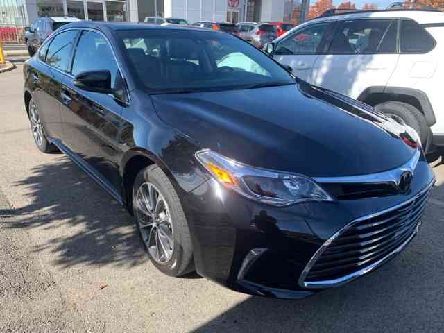 2017 Toyota Avalon XLE