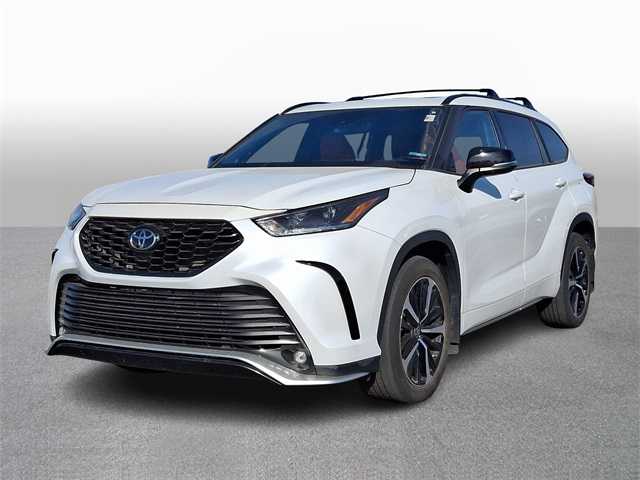 2022 Toyota Highlander XSE