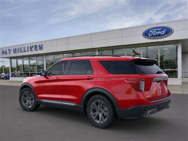 2024 Ford Explorer XLT