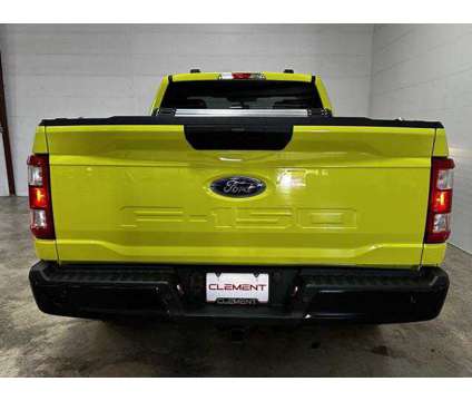 2022 Ford F-150 XLT is a Yellow 2022 Ford F-150 XLT Truck in Wentzville MO