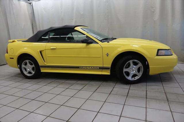 2003 Ford Mustang V6