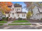 Amherst Ct, Maplewood, Home For Sale