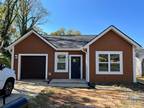 822 3rd Street Pl SW Hickory, NC