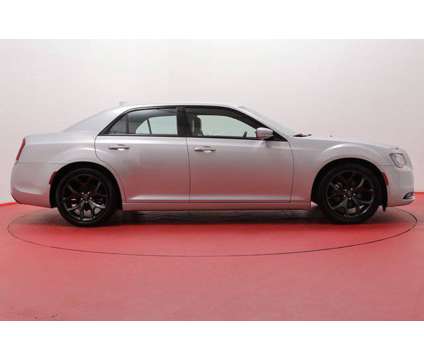 2021 Chrysler 300 300S is a Silver 2021 Chrysler 300 Model Car for Sale in Rahway NJ