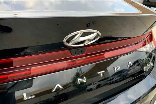 2023 Hyundai Elantra Hybrid Limited