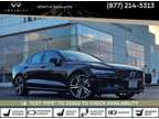 2022 Volvo S60 Recharge T8 R-Design