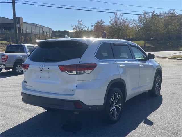 2018 Toyota Highlander LE