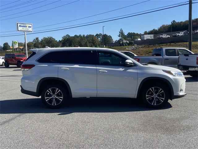 2018 Toyota Highlander LE