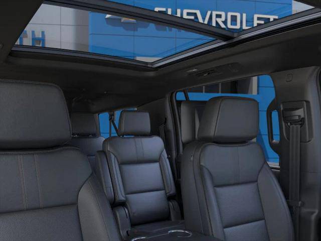 2024 Chevrolet Suburban 4WD RST