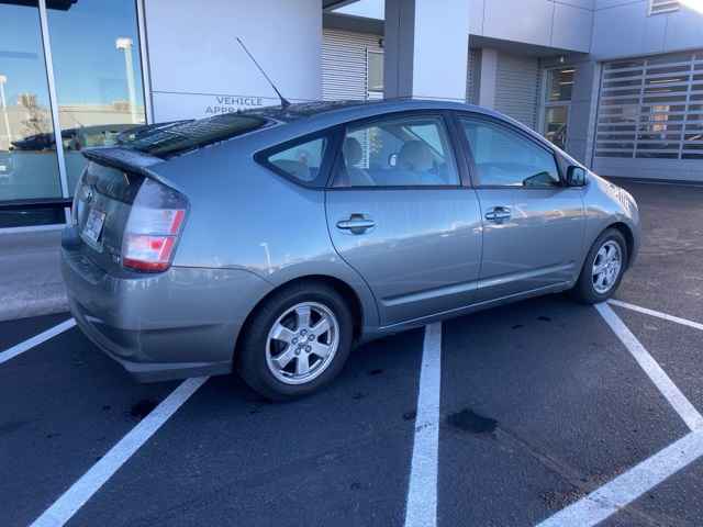 2005 Toyota Prius Base