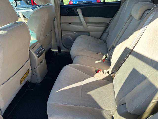 2013 Toyota Highlander Base Plus