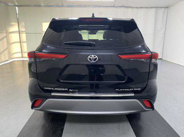 2022 Toyota Highlander Platinum