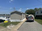 Manufactured home located in Country View Mobile Home Park