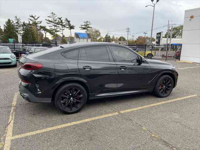 2022 BMW X6 xDrive40i