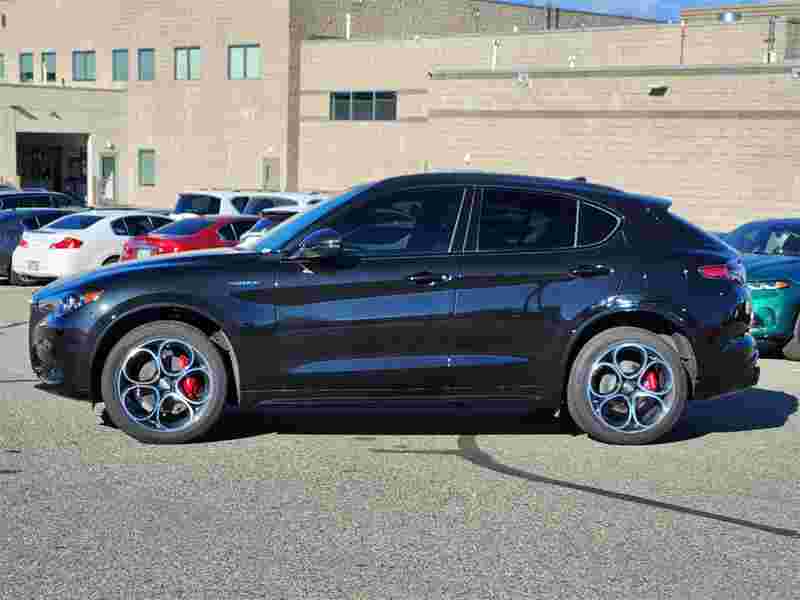 2024 Alfa Romeo Stelvio Veloce