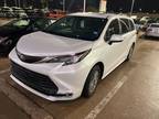 2022 Toyota Sienna XLE FWD