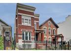 W Huron St, Chicago, Home For Sale