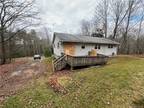 151 Tamarack Rd Greenfield Park, NY