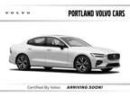 2024 Volvo S60 B5 Core Dark Theme