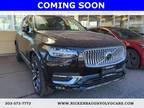 2024 Volvo XC90 B5 Plus