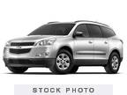 2009 Chevrolet Traverse 2LT LEATHER-SUNROOF-DVD-CAMERA((CLEAN
