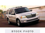 2005 Lincoln Navigator Luxury 4WD 4dr SUV