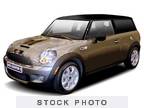 2009 MINI Cooper Clubman 160K great on gas with lots of room perfect shape